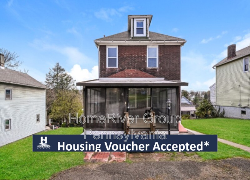 1170 Ridge Ave in Braddock, PA - Building Photo