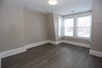 133 Eutaw in East Boston, MA - Building Photo - Interior Photo