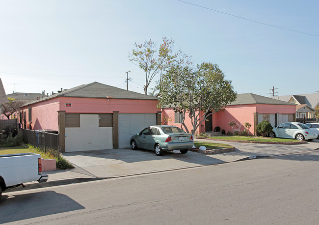 2438-2444 Sale Pl in Huntington Park, CA - Building Photo - Building Photo