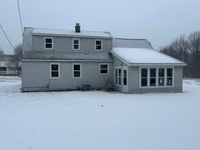 3 Wills Dr in New Hartford, NY - Foto de edificio - Building Photo