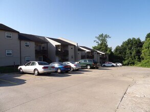 35 Ashwood Ct in Frankfort, KY - Building Photo - Building Photo