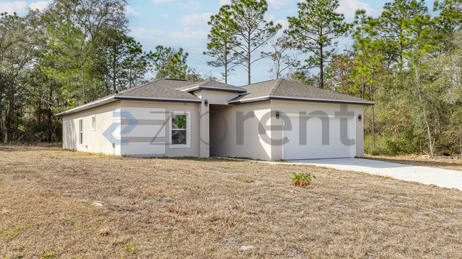 7104 N Maltese Dr in Citrus Springs, FL - Foto de edificio - Building Photo