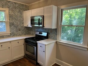340 Josephine St NE, Unit B in Atlanta, GA - Foto de edificio - Building Photo