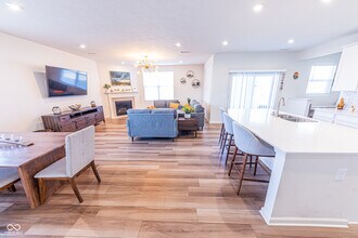 6786 Sable Point Dr in Brownsburg, IN - Foto de edificio - Building Photo