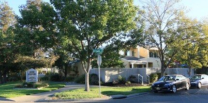 Dos Pinos in Davis, CA - Building Photo - Building Photo