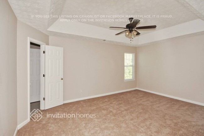 221 Fox Run in Loganville, GA - Building Photo - Building Photo