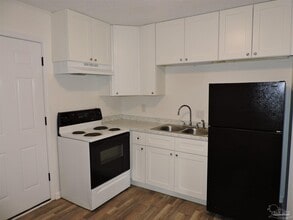 11617 Amy Ave in Pensacola, FL - Building Photo - Building Photo