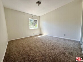 11705 Albers St in Los Angeles, CA - Building Photo - Building Photo
