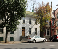 242 S Potomac St Apartamentos