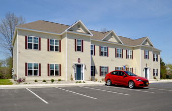 Bayberry Place in Queensbury, NY - Building Photo - Building Photo