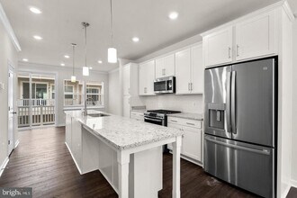 16109 Connors Wy in Derwood, MD - Building Photo - Building Photo