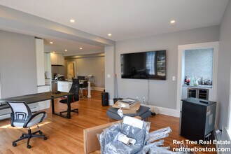 6-2 South St, Unit 2 in Boston, MA - Building Photo - Building Photo