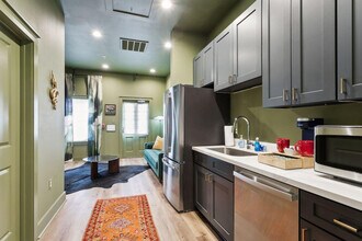 1738 N Rampart St in New Orleans, LA - Building Photo - Building Photo