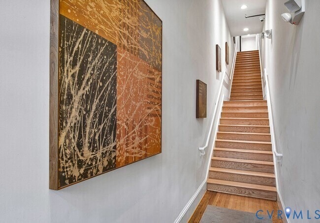 105 E Broad St in Richmond, VA - Building Photo - Building Photo