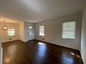 3040 Remington St in East Point, GA - Building Photo - Building Photo