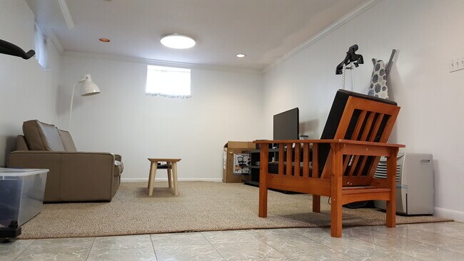 1034 17th St S, Unit B in Arlington, VA - Building Photo - Building Photo