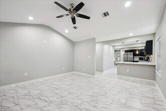 378 Alabama Ave in Beaumont, TX - Building Photo - Building Photo