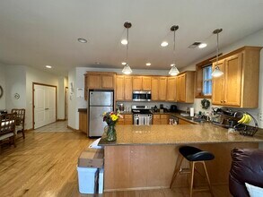 4726 N Winthrop Ave in Chicago, IL - Building Photo - Building Photo