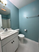 452 Lemans Dr in Bloomingdale, GA - Building Photo - Building Photo