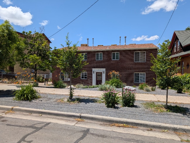 651 N 200 W