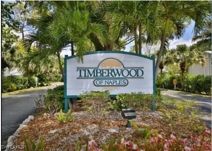 3364 Timberwood Cir in Naples, FL - Building Photo