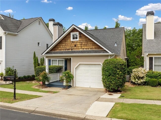 property at 726 Gardenside Cir SE