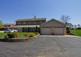 15909 Nelson Rd in Woodstock, IL - Building Photo - Building Photo