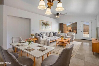 10307 E Caribbean Ln in Scottsdale, AZ - Building Photo - Building Photo