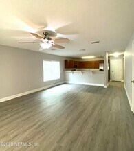 86069 Pineview Dr in Yulee, FL - Building Photo - Building Photo