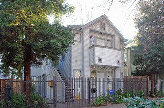 521 14th St in Sacramento, CA - Building Photo - Building Photo