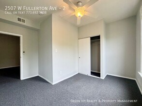 2507 W Fullerton Ave in Chicago, IL - Building Photo - Building Photo
