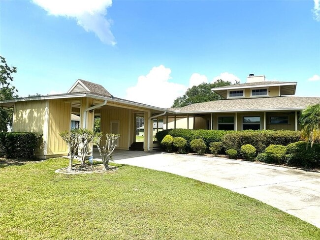 property at 2849 Longleaf Ct