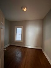 33 Lexington Ave, Unit 2 in Jersey City, NJ - Building Photo - Building Photo
