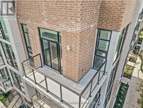 851-851 Sheppard Ave W in Toronto, ON - Building Photo - Building Photo