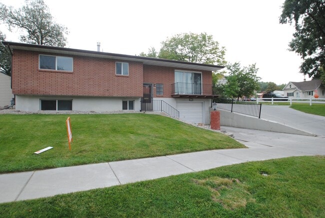 property at 810 N 600 E