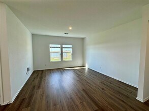 134 Agua Azul Bnd in Kyle, TX - Foto de edificio - Building Photo