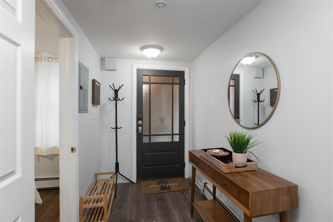 281 Pavonia Ave in Jersey City, NJ - Building Photo