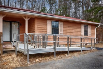 195 AL-79 in Scottsboro, AL - Building Photo - Building Photo