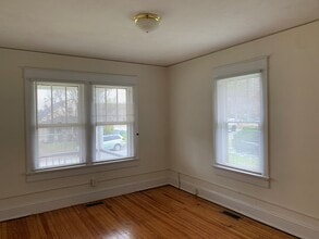 239 McWane Cir in Lynchburg, VA - Foto de edificio - Building Photo
