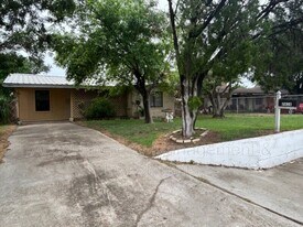 2616 Quince Ave in McAllen, TX - Building Photo