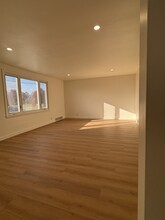 249 Dunlop Ave, Unit Upper in Tonawanda, NY - Building Photo - Building Photo