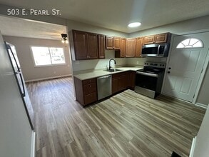 503 E Pearl St in Greenwood, IN - Building Photo - Building Photo