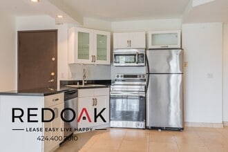 3949 Los Feliz Blvd in Los Angeles, CA - Building Photo - Building Photo