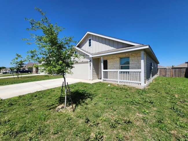 522 Blue Stem Rd in New Braunfels, TX - Building Photo - Building Photo