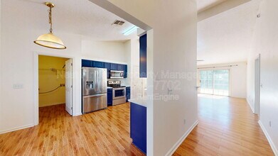 7698 Fawn Lake Dr S in Jacksonville, FL - Building Photo - Building Photo