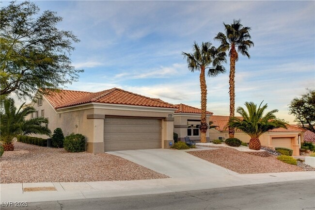 10820 Dover Creek Ave in Las Vegas, NV - Building Photo - Building Photo
