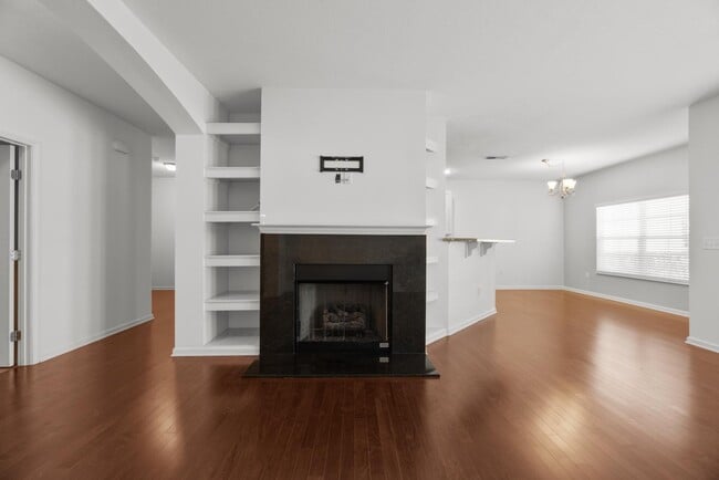 6815 Kinsale Ln in Powell, OH - Building Photo - Building Photo