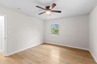 725 40th Pl in Fairfield, AL - Building Photo - Building Photo