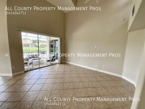 642 Foggy Morn Ln in Bradenton, FL - Building Photo - Building Photo