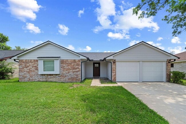 property at 20102 Woodhall Ln